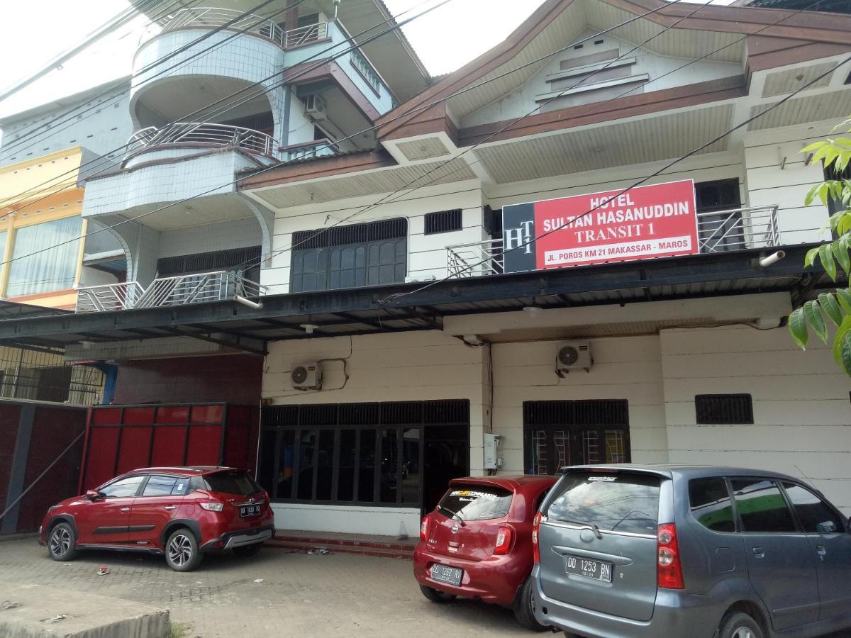 Hotel Transit 1 Makassar Redpartner Eksteriør bilde