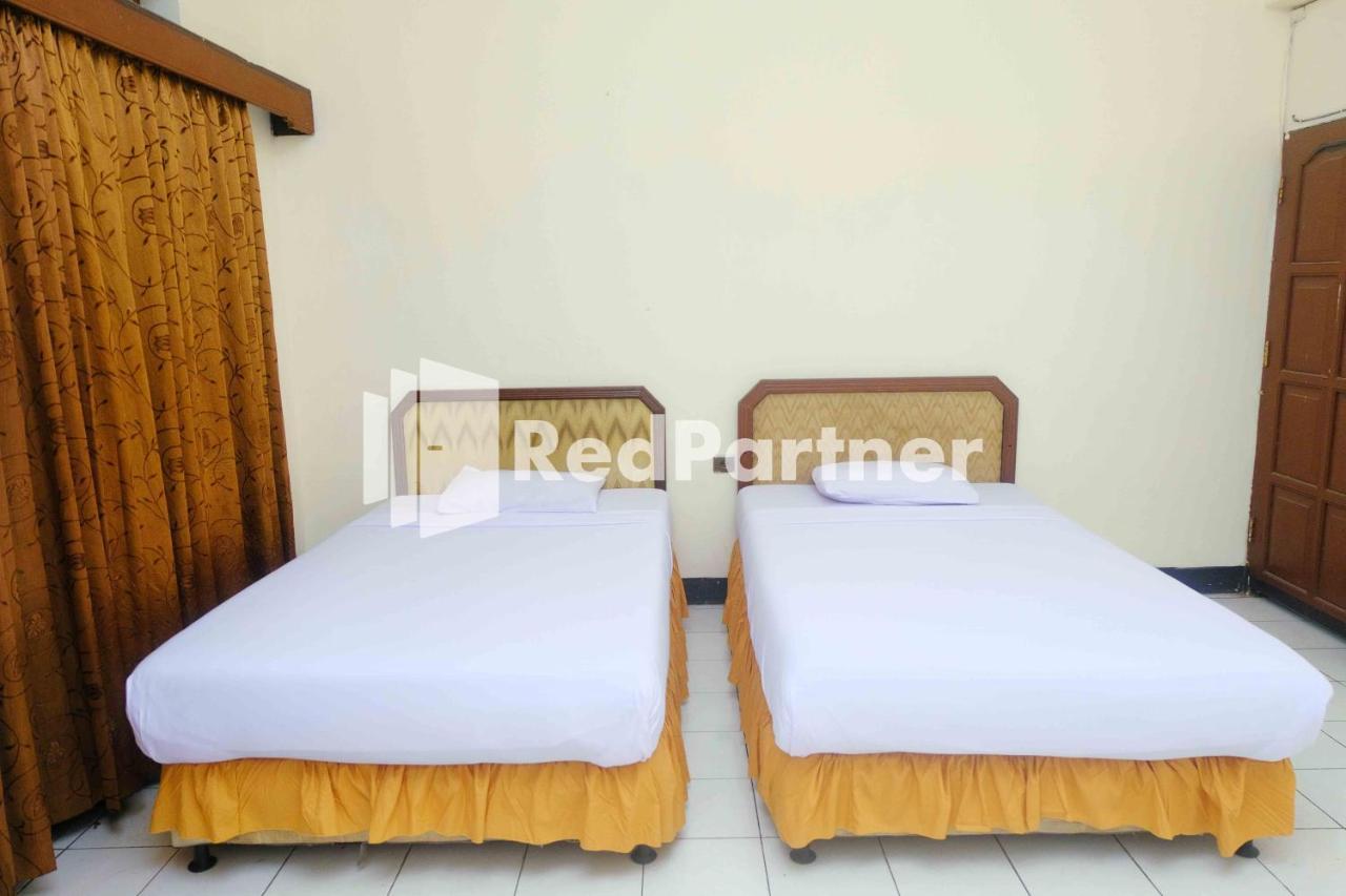 Hotel Transit 1 Makassar Redpartner Eksteriør bilde